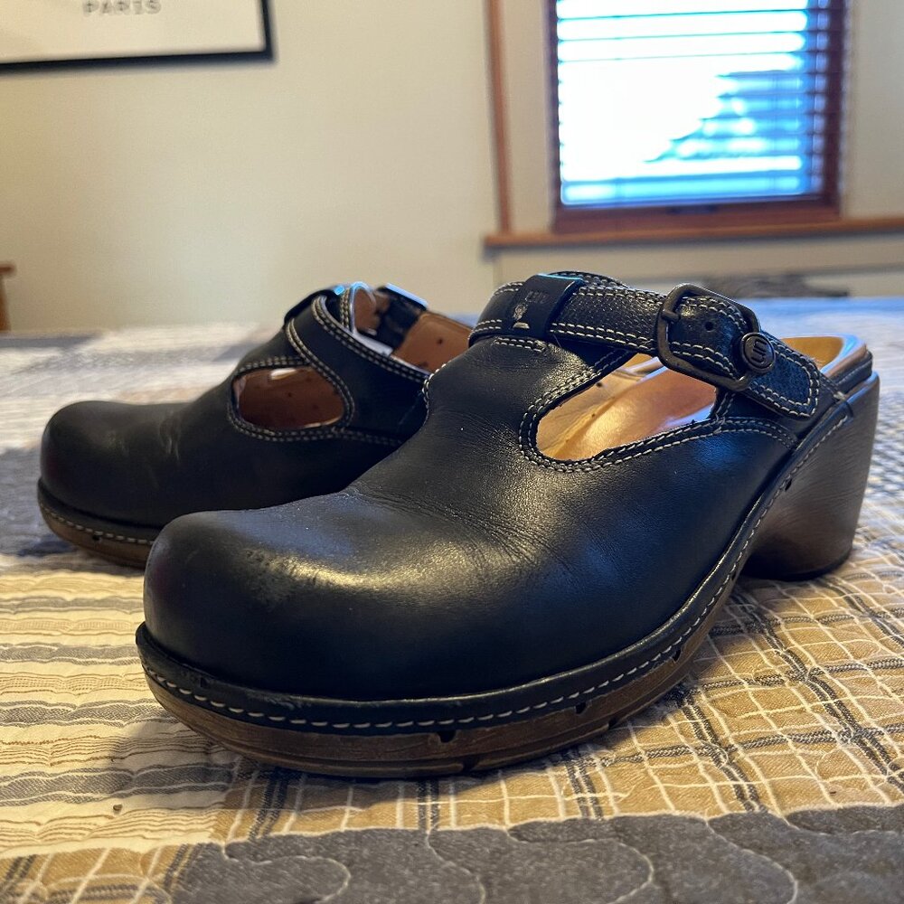 Clarks Unstructured Clogs - Black 7